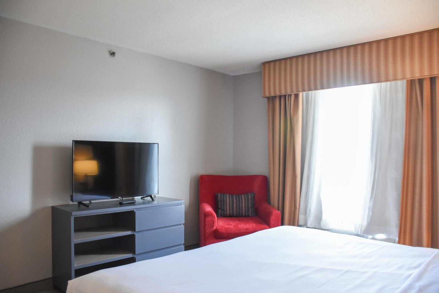 Country Inn & Suites By Radisson Bloomington-Normal West, Il Buitenkant foto
