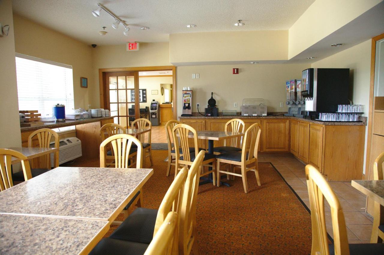 Country Inn & Suites By Radisson, Bloomington-Normal West, Il Buitenkant foto